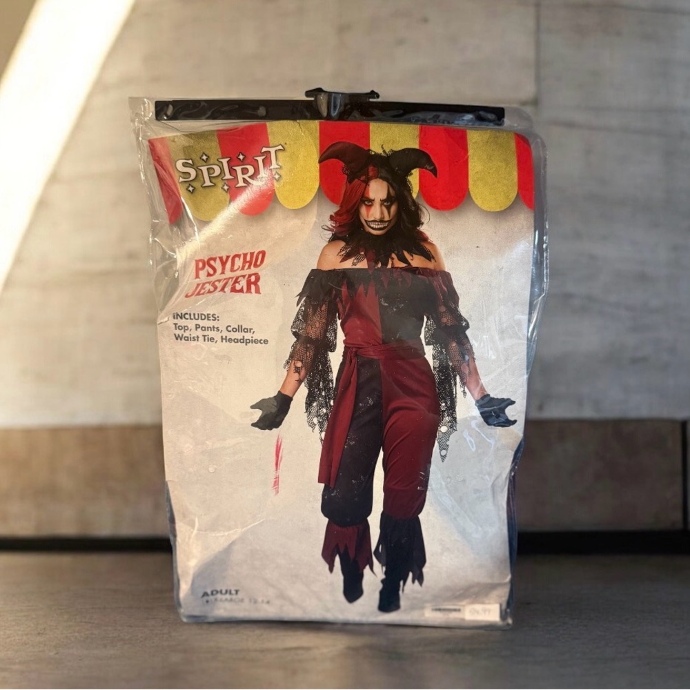Psycho Jester Adult Women's Costume XL Spirit Halloween Jester Devil $64.99 - Picture 2 of 3